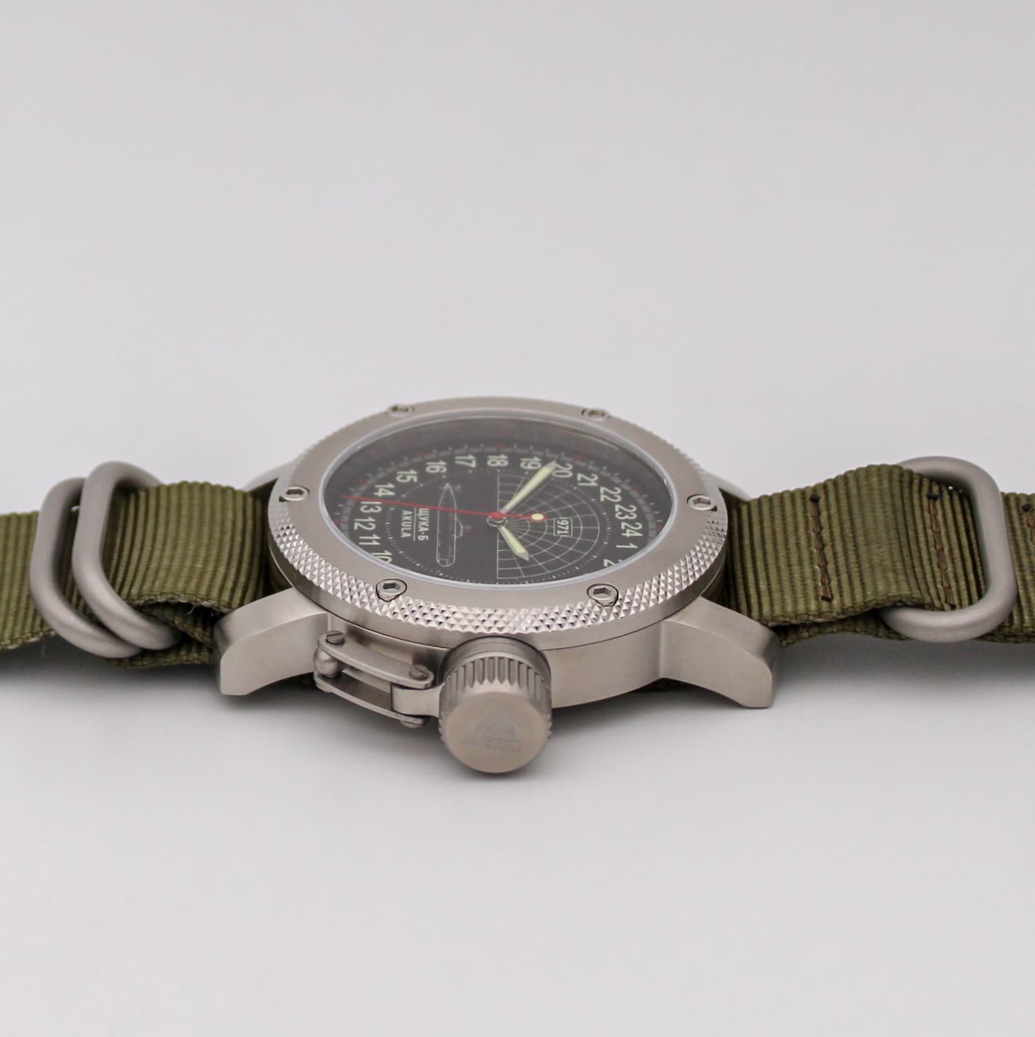 Часы 971 Щука-Б (Акула), механизм Восток 2415.01