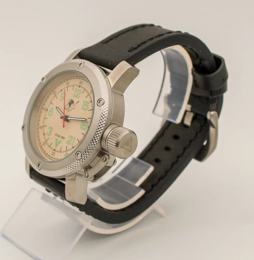 Часы "Поехали!" 112.01  механические, механизм Ракета 2623