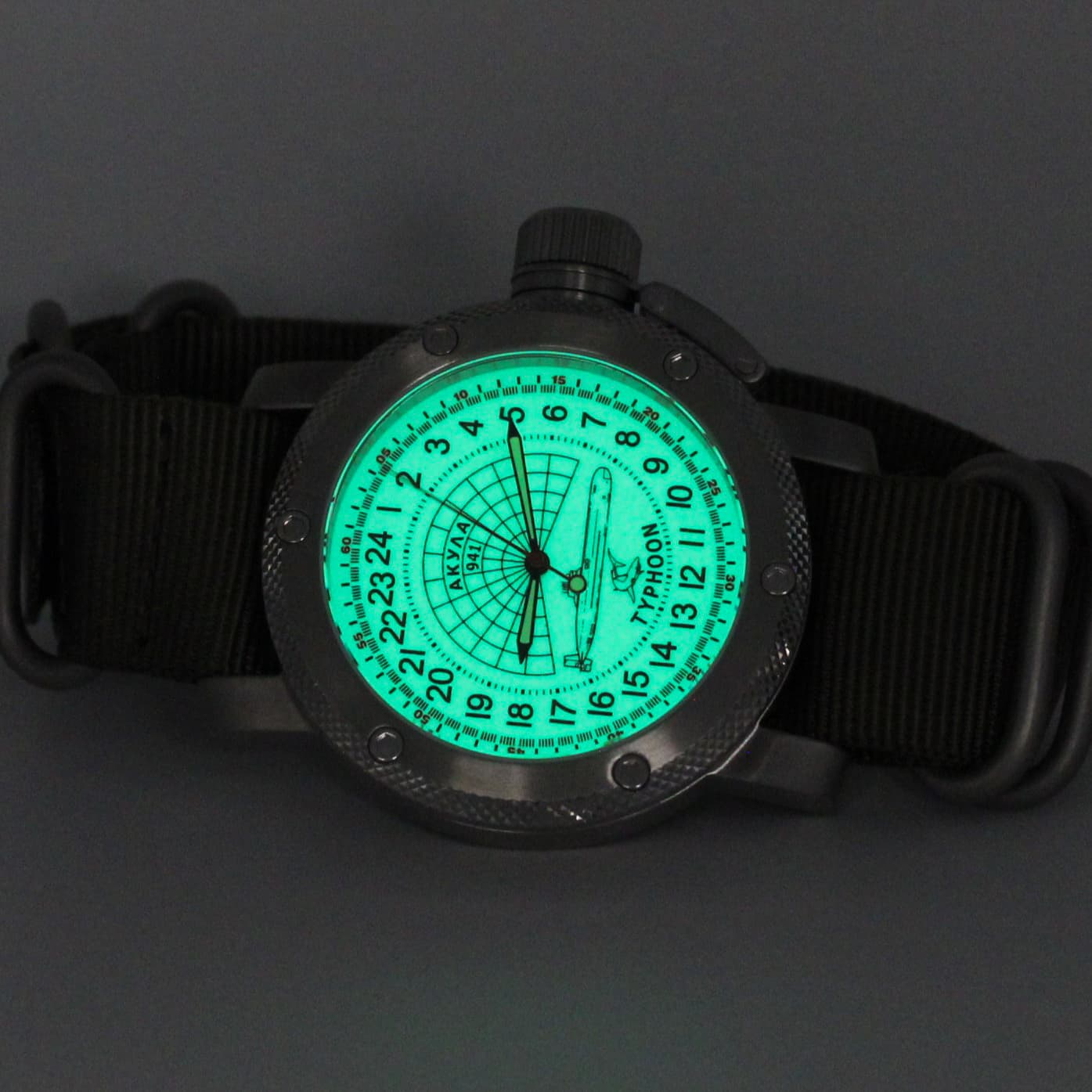 Часы 941 / Акула (Typhoon) механизм Восток 2431