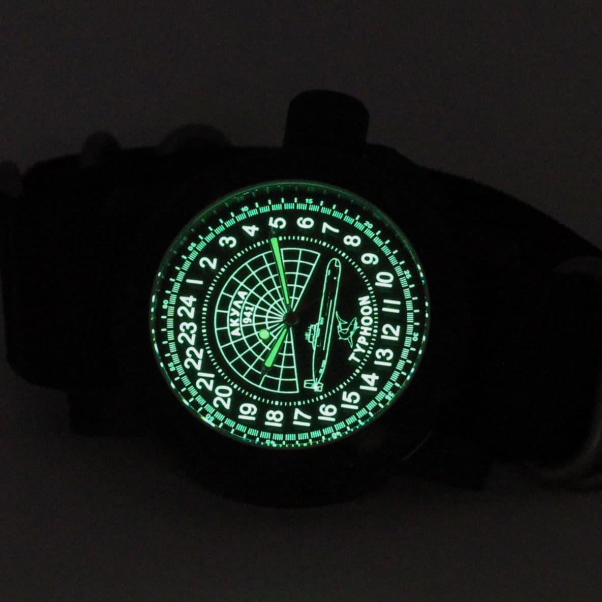 Часы 941 / Акула (Typhoon) механизм Восток 2431