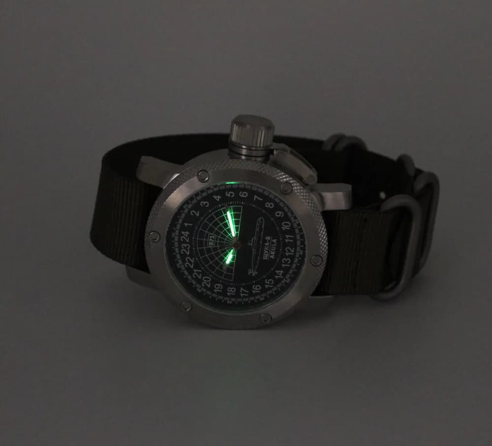 Часы 971 / Щука-Б (Akula) 1063.21 механические с автоподзаводом (сапфировое стекло), механизм Восток 2431