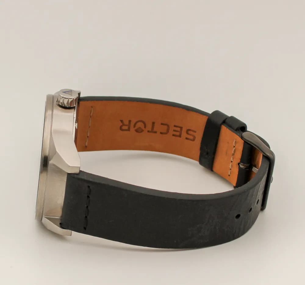 Часы наручные Тигр 21.310.01 механические,  механизм Ракета 2609