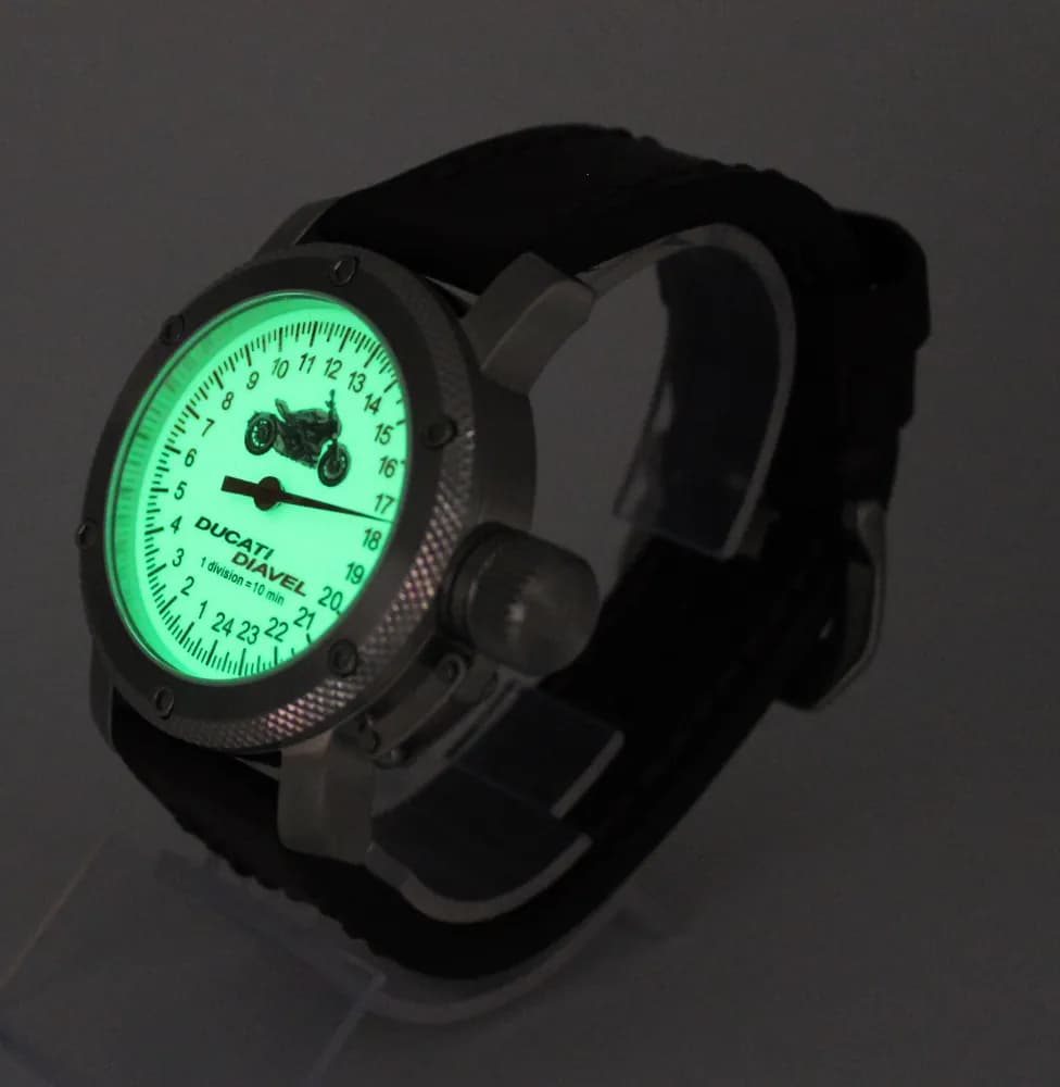 Часы Ducati Diavel 1238.02  однострелочные,  механические (сапфировое стекло) с автоподзаводом, механизм Восток 2431