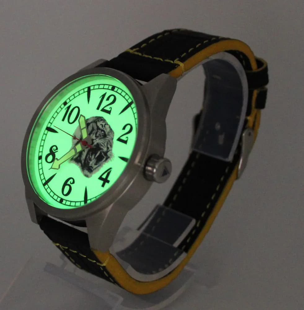 Часы наручные Тигр 21.315.014 механические,  механизм Ракета 2609