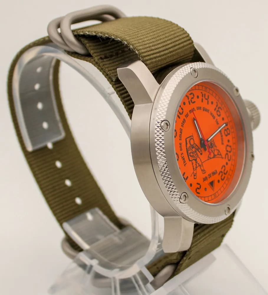 Часы Высадка на Луне механические 127.12 механизм Ракета 2623