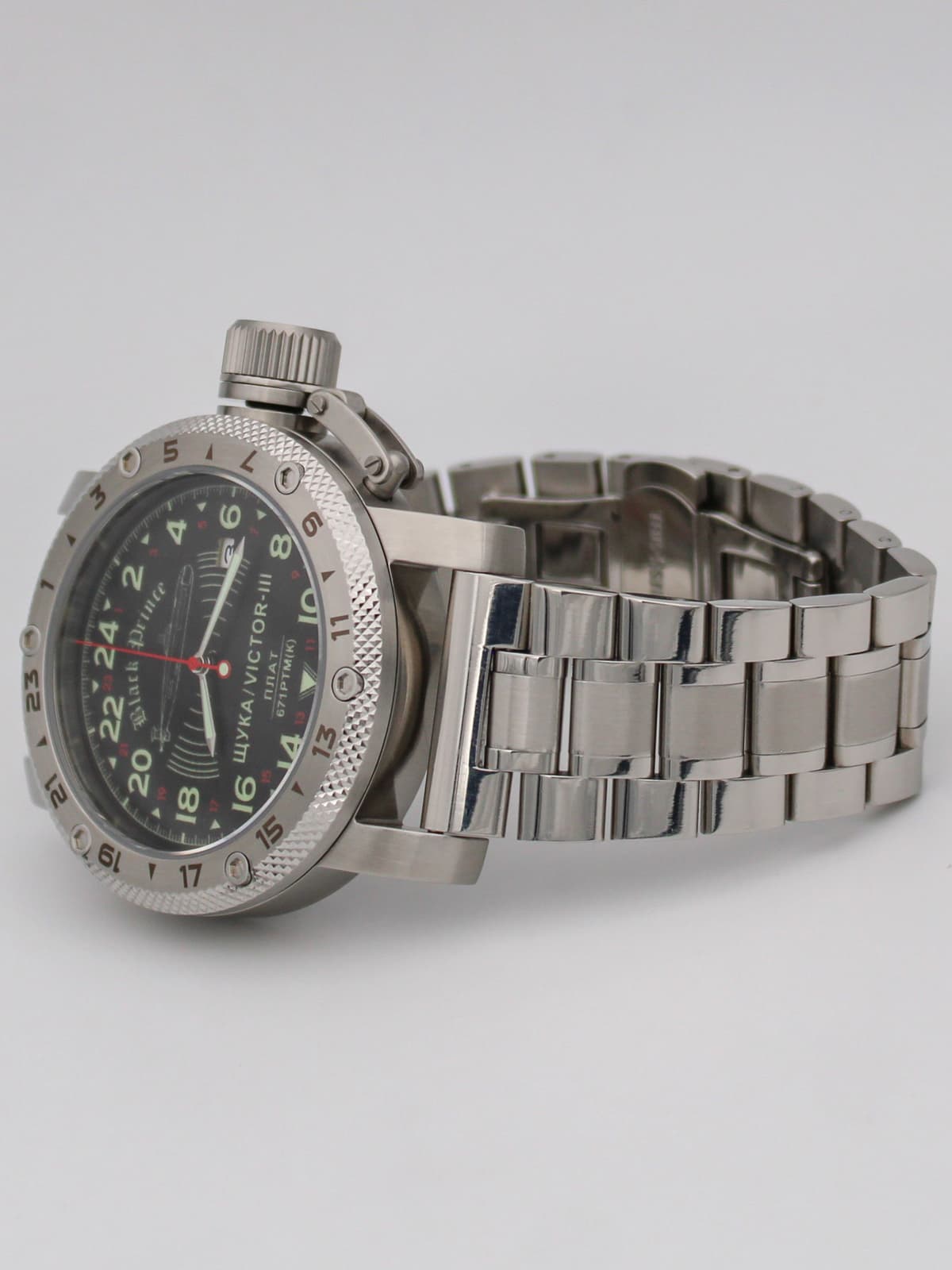 Часы 671 / Щука (Black Prince) кварцевые (Ronda 515.24H) Q47.068.2