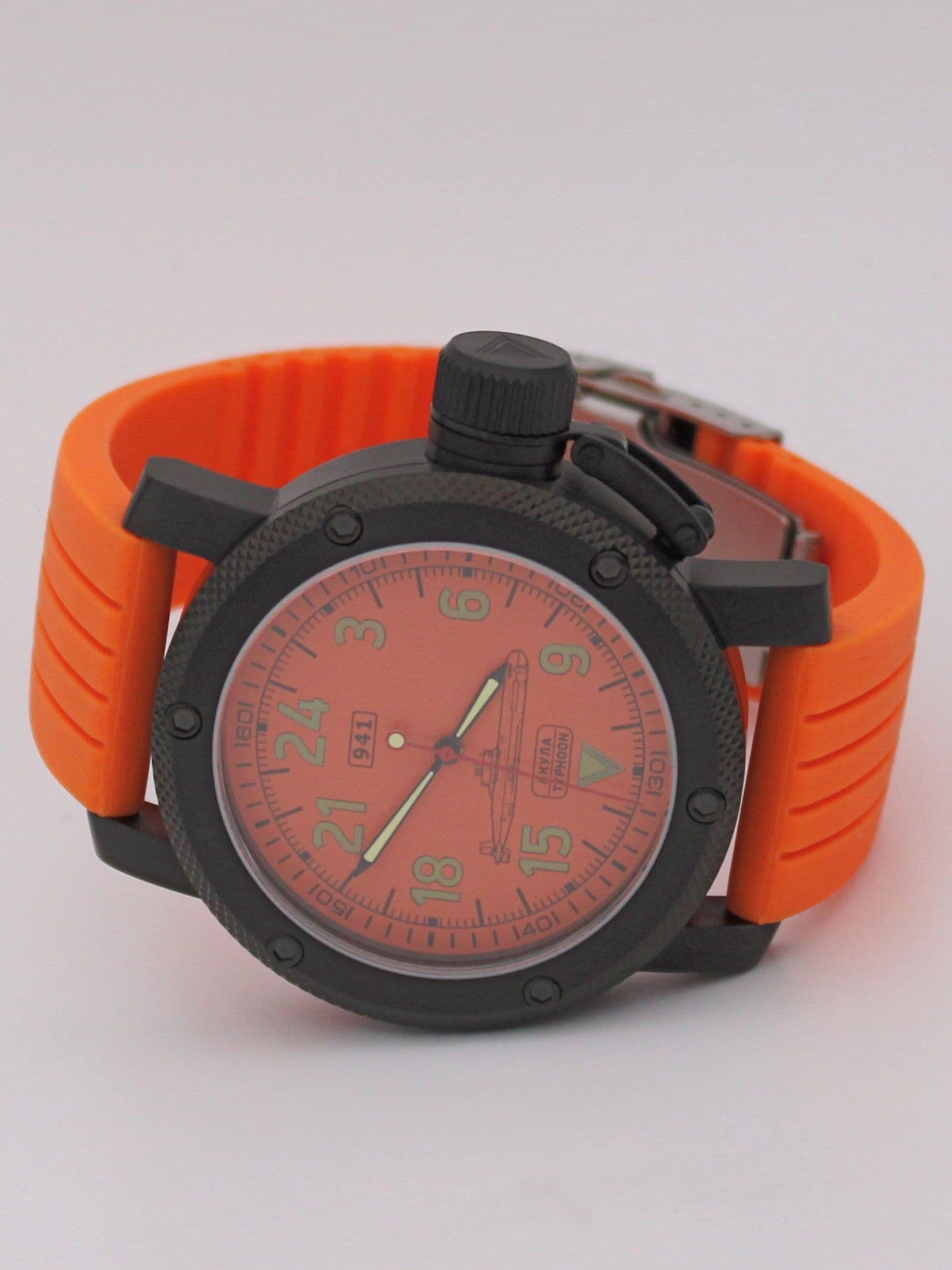 Часы 941 / Акула (Typhoon) механические (Ракета 2623) 103.053.15