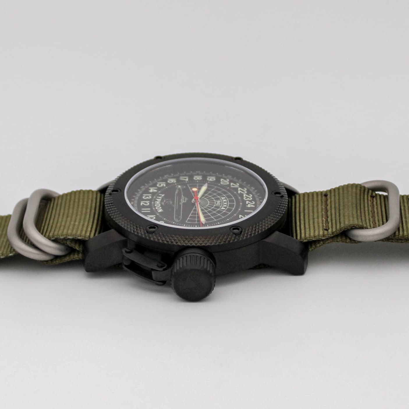 Часы 941 / Акула (Typhoon) механизм Восток 2431