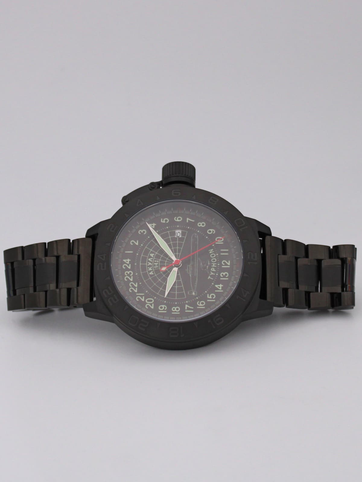 Часы 941 / Акула (Typhoon) кварцевые (Ronda 515.24H) Q152.145.1