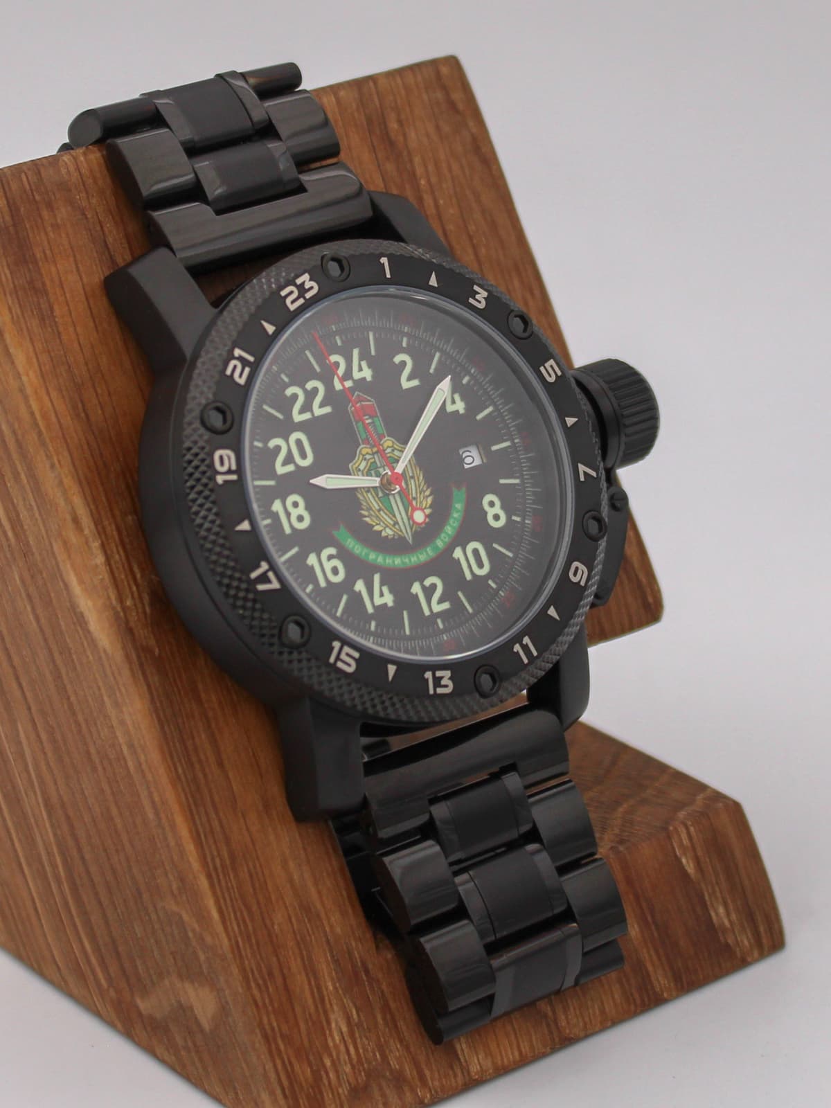 Часы Погранвойска кварцевые (Ronda 515.24H) Q147.174.1