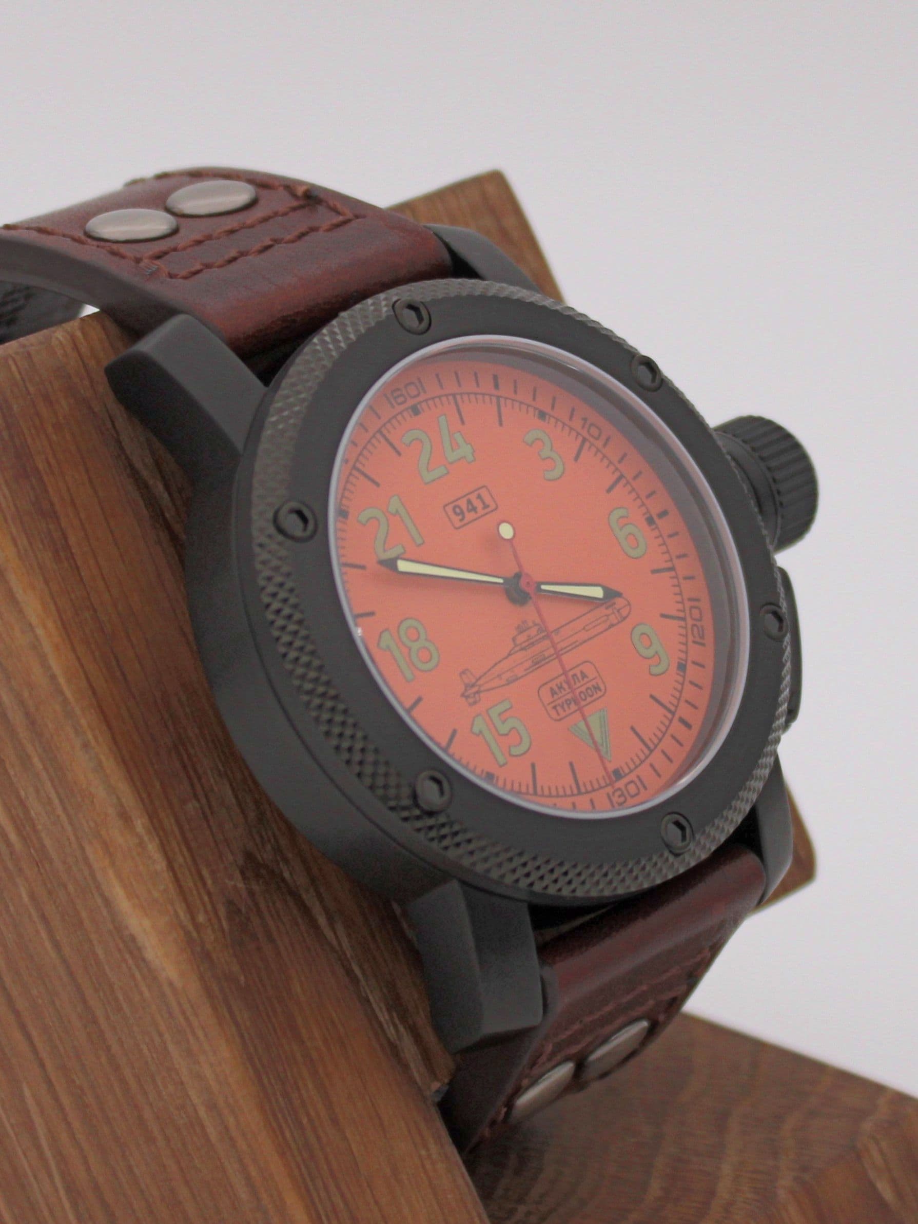 Часы 941 / Акула (Typhoon) механические (Ракета 2623) 103.053.02