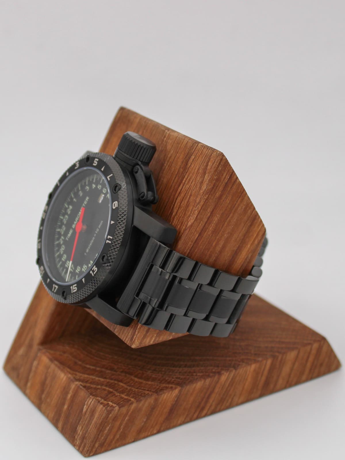 Часы Time Barometer однострелочные кварцевые (Ronda 515.24H) 147.601.1