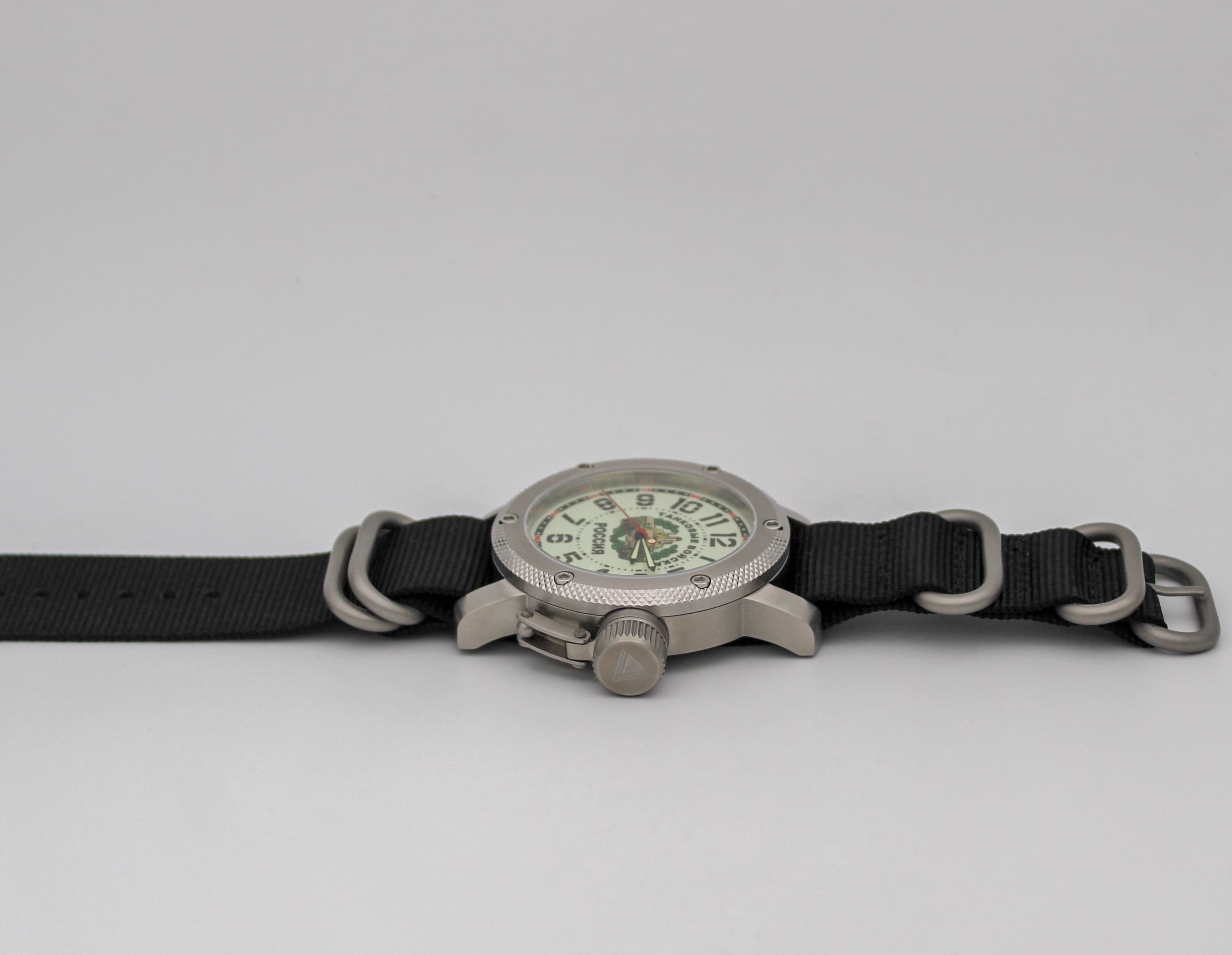 Часы Танковые войска РОССИЯ, механизм Восток 2415.01