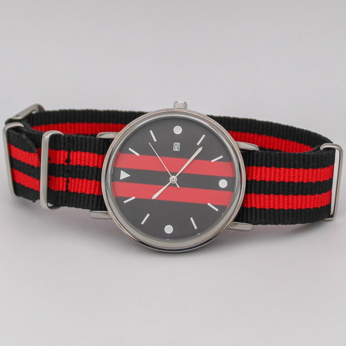 Часы Triumph кварцевые 504.51