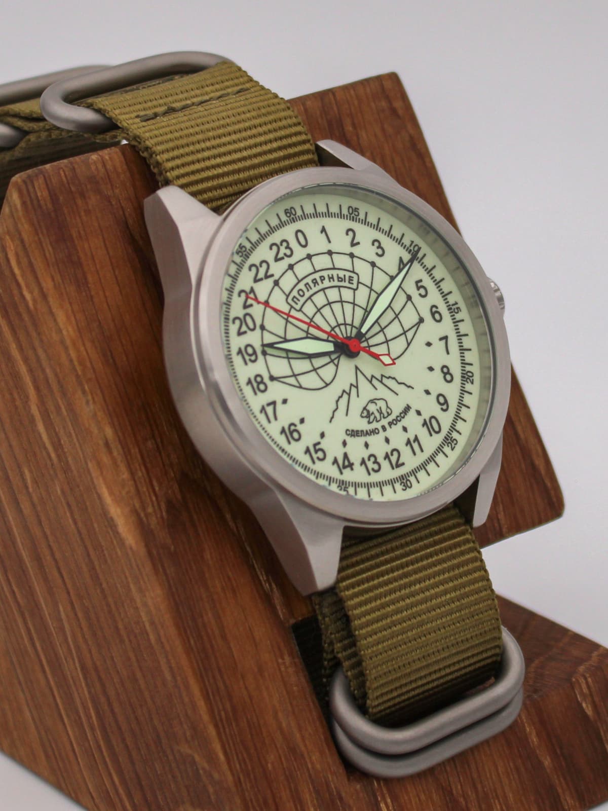 Часы Полярные механические (Ракета 2623) 21.131.21