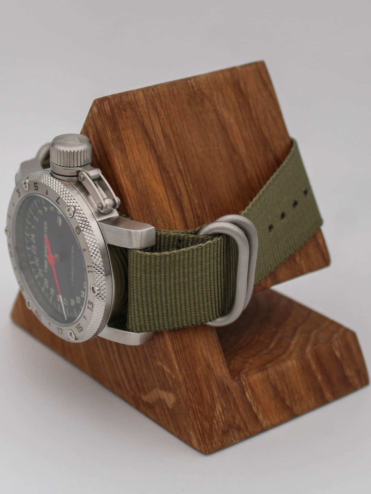 Часы Time Barometer однострелочные кварцевые (Ronda 515.24H) 47.601.21