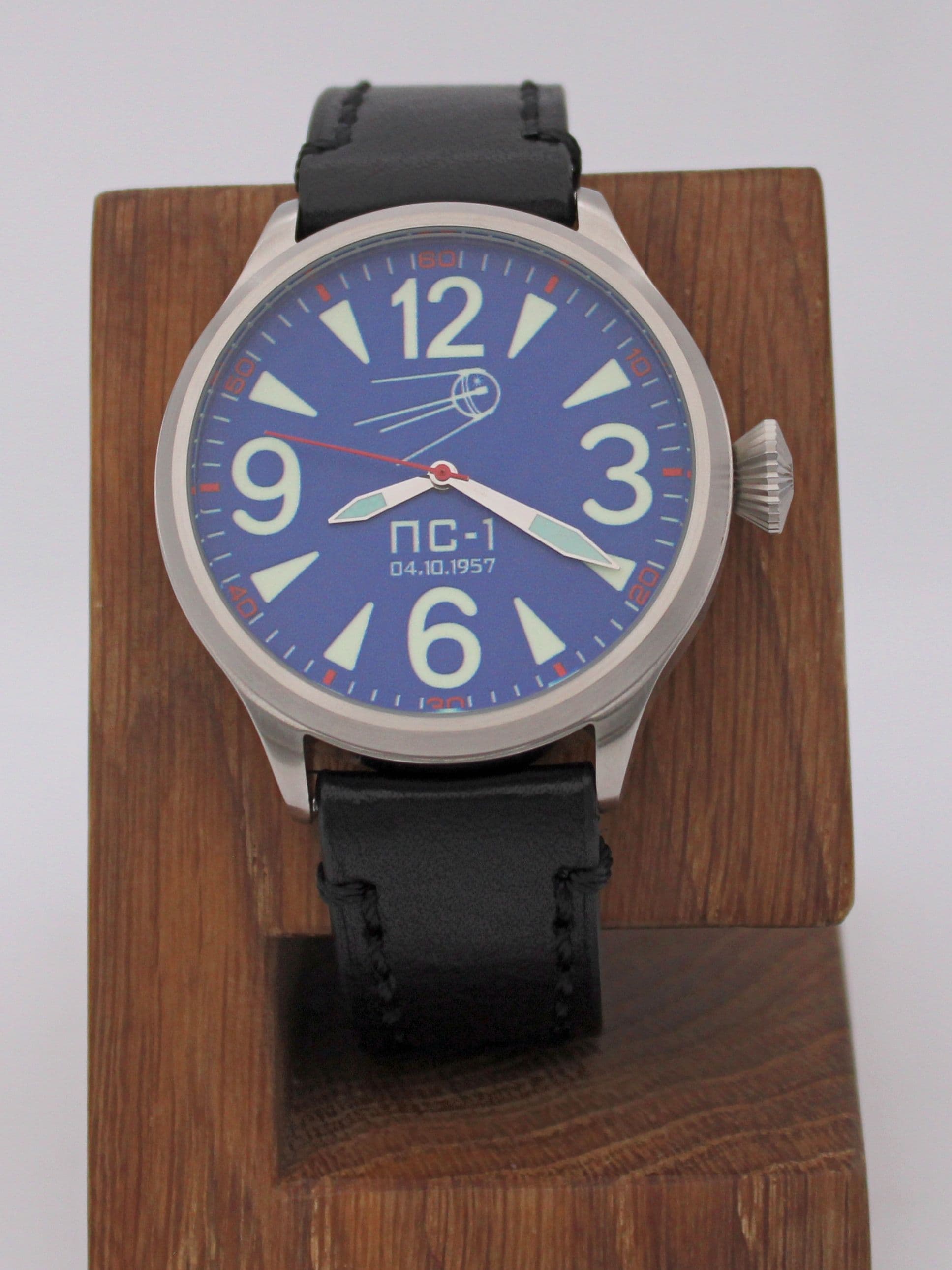 Часы "Простейший Спутник-1" механические (Восток 2409) 11.125.01