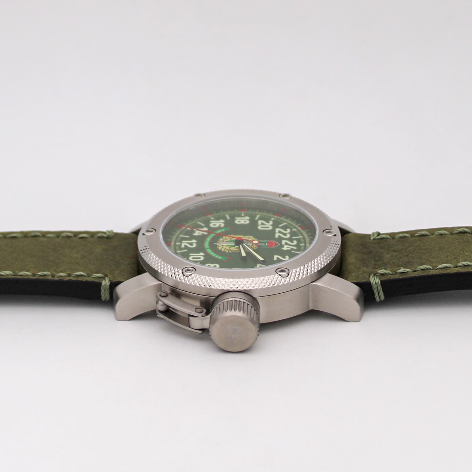 Часы Пограничные войска, механизм Восток 2431.01