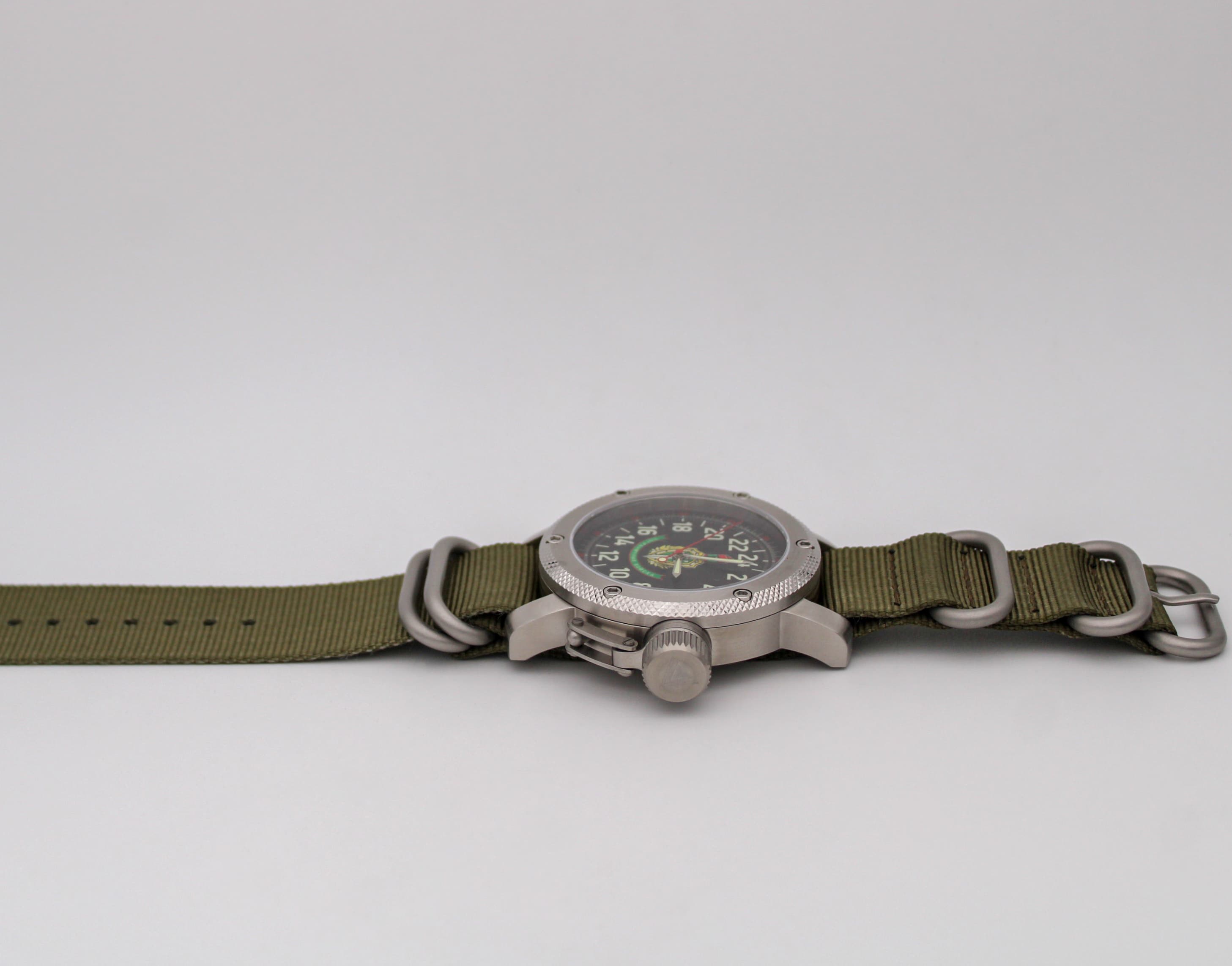 Часы Пограничные войска, механизм Восток 2431.01