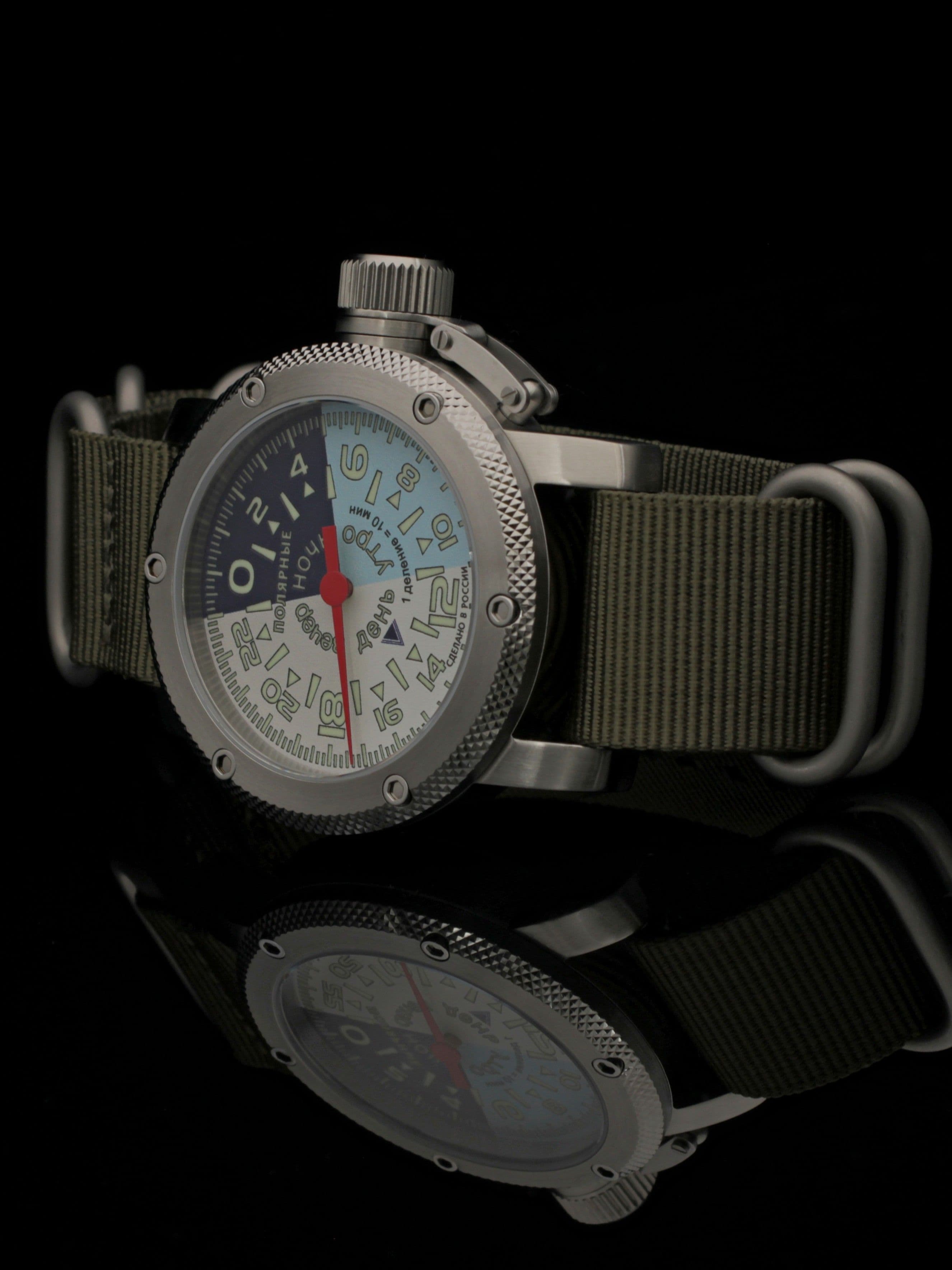 Часы "Утро/День/Вечер/Ночь" однострелочные механические с автоподзаводом (Восток 2431) 01.203.21