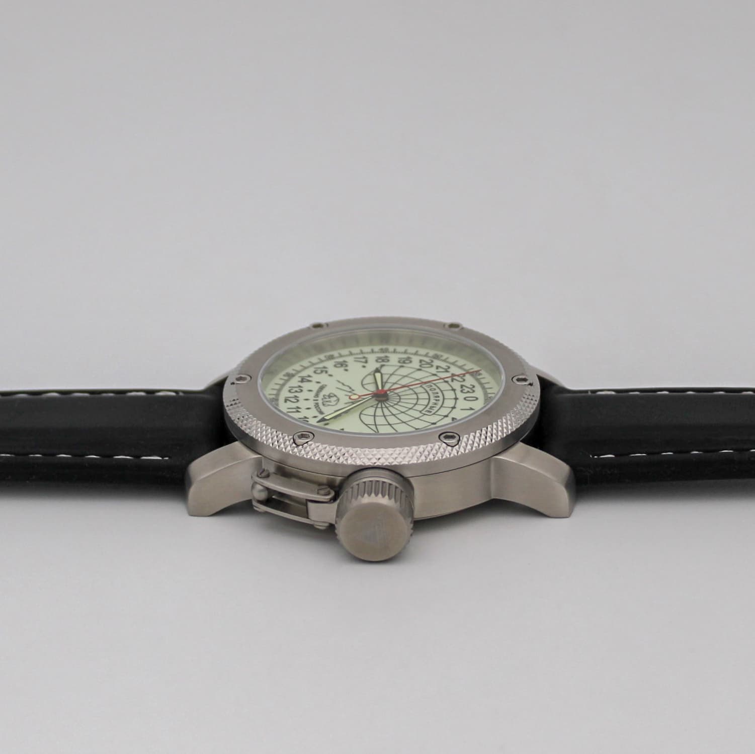 Часы Полярные (медведь) механизм Восток 2431.01