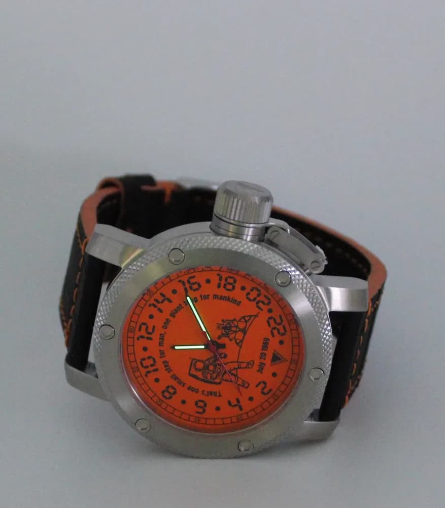 Часы Высадка на Луне 1127.015 механические с автоподзаводом (сапфировое стекло), механизм Восток 2431 