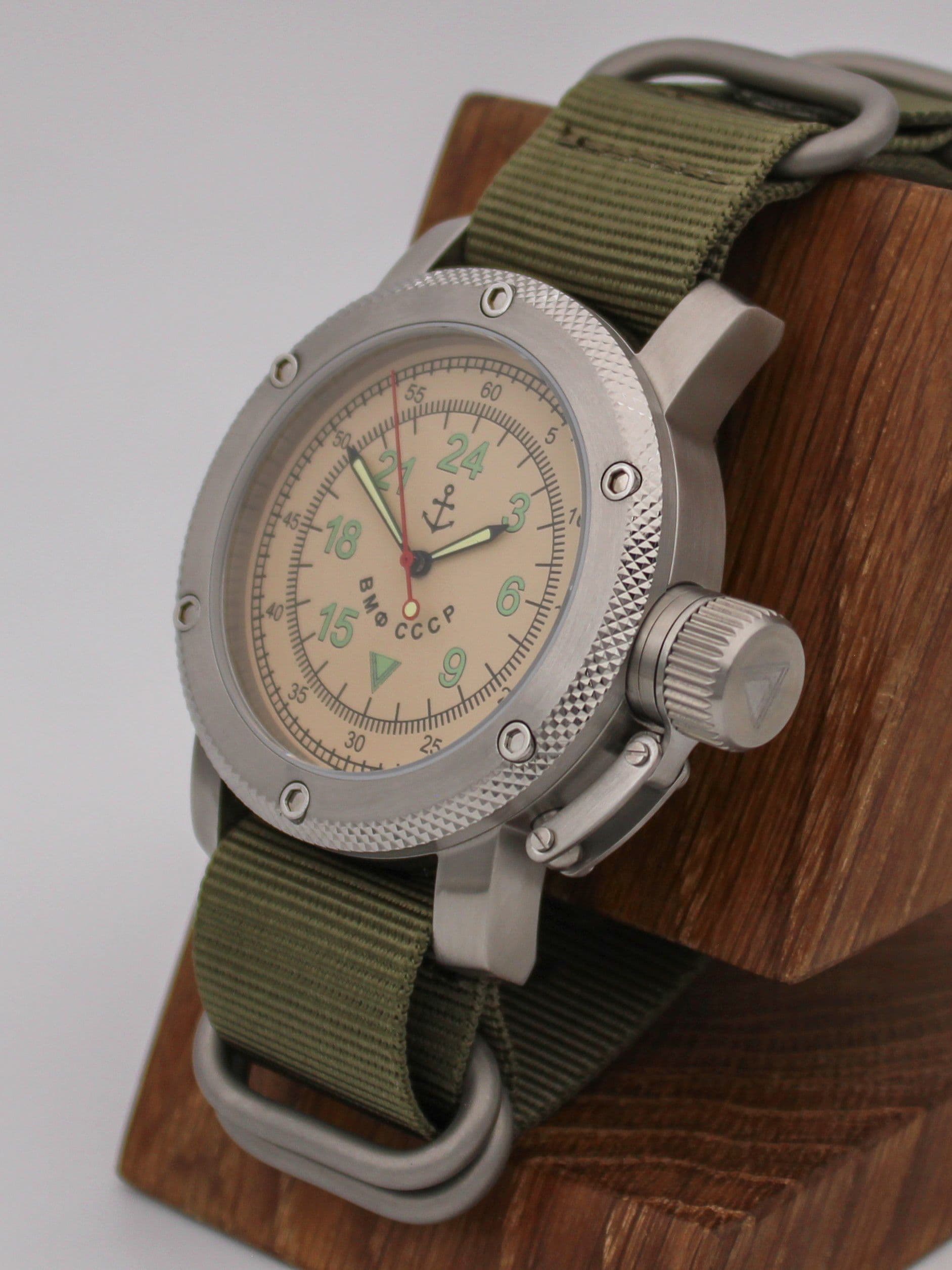 Часы ВМФ СССР механические с автоподзаводом (Восток 2431) 01.012.21