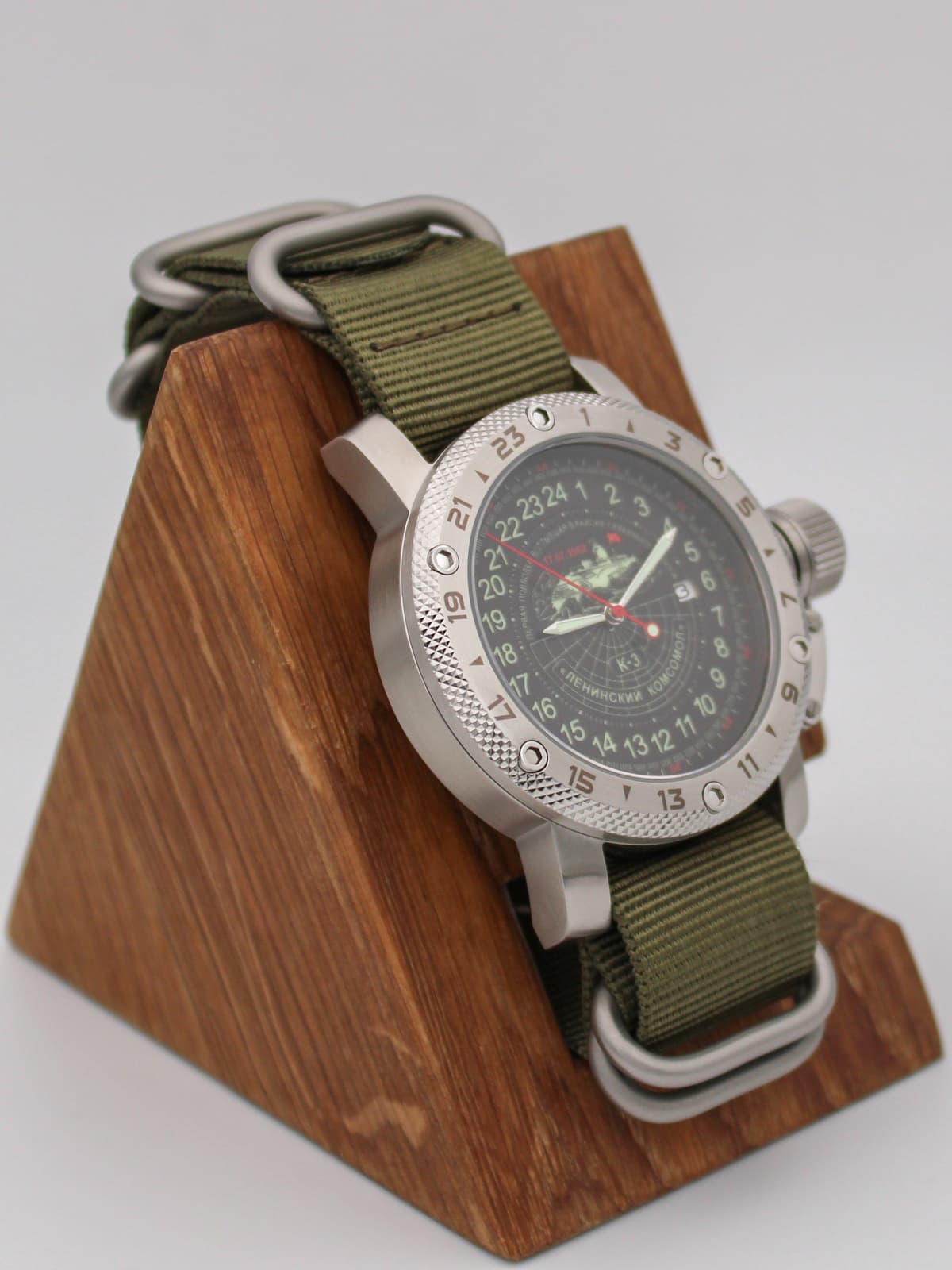 Часы К-3 "Ленинский комсомол" кварцевые (Ronda 515.24H) Q47.152.21