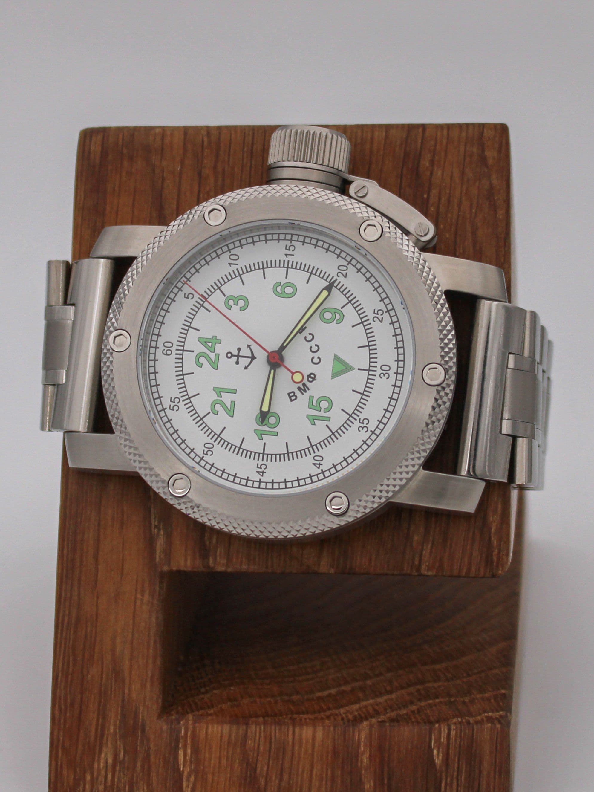 Часы ВМФ СССР механические с автоподзаводом (Восток 2431) 01.011.2