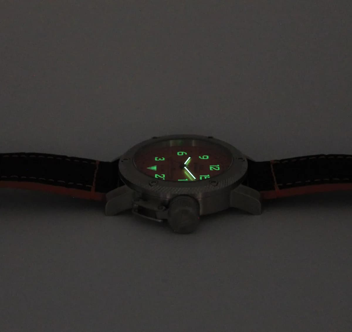 Часы наручные  С-189 (Whiskey) механические 103.015,  механизм Ракета 2623 Н