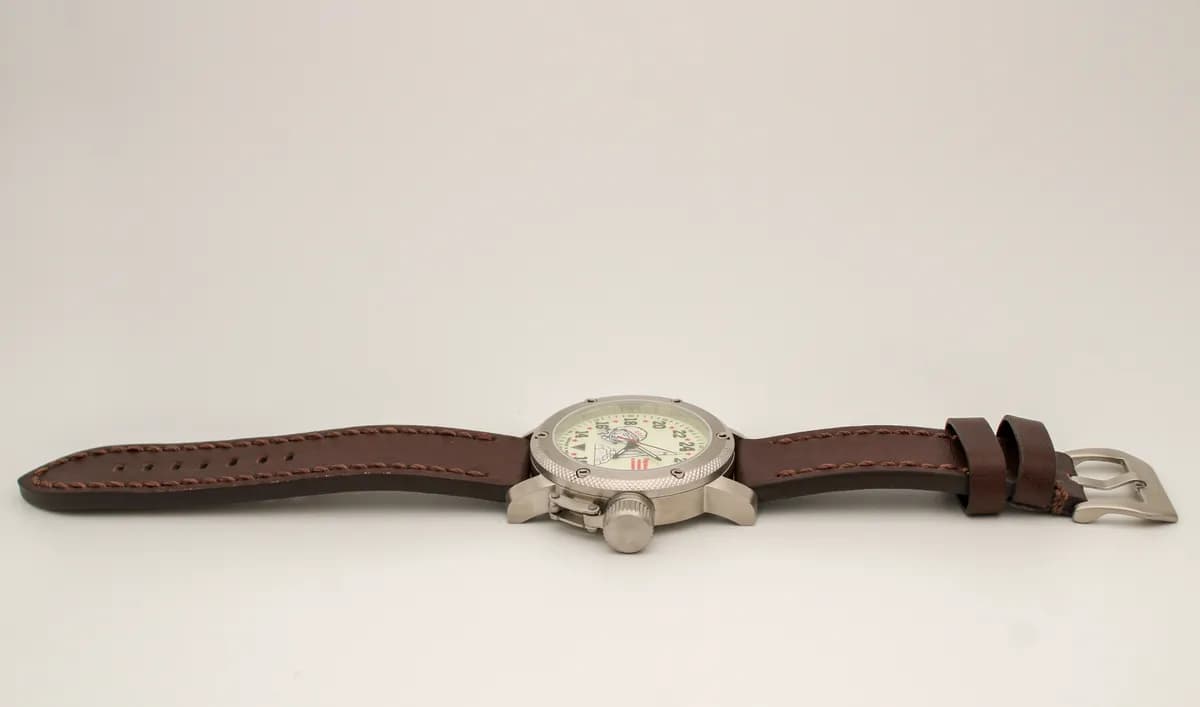 Часы наручные ’’Гагарин” механические 117.02 ,  противоударные,  механизм Ракета 2623 Н