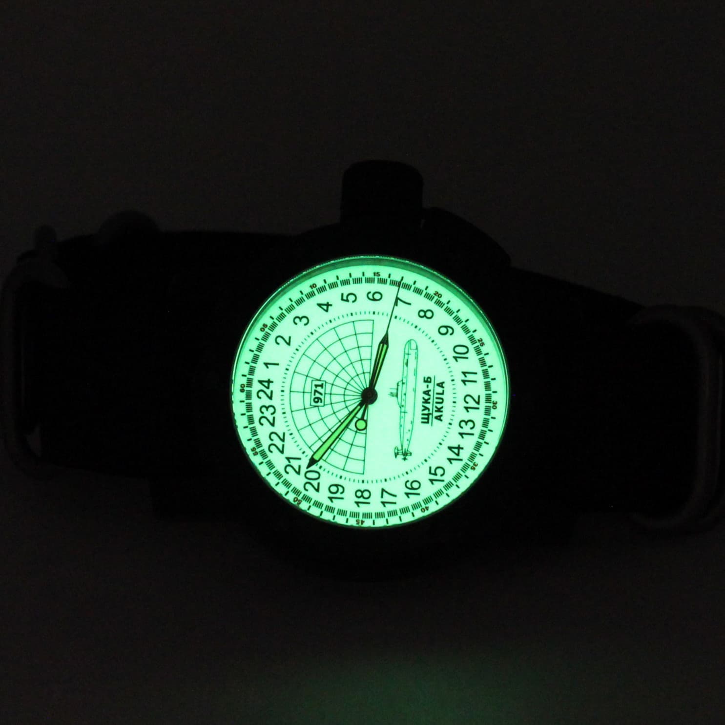 Часы 971 Щука-Б (Акула), механизм Восток 2415.01