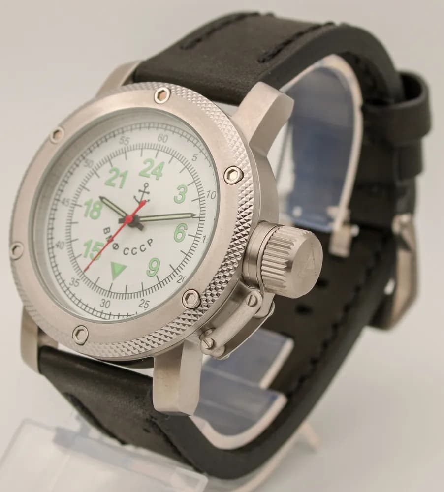 Часы ВМФ СССР механические 011.01 механизм Ракета 2623