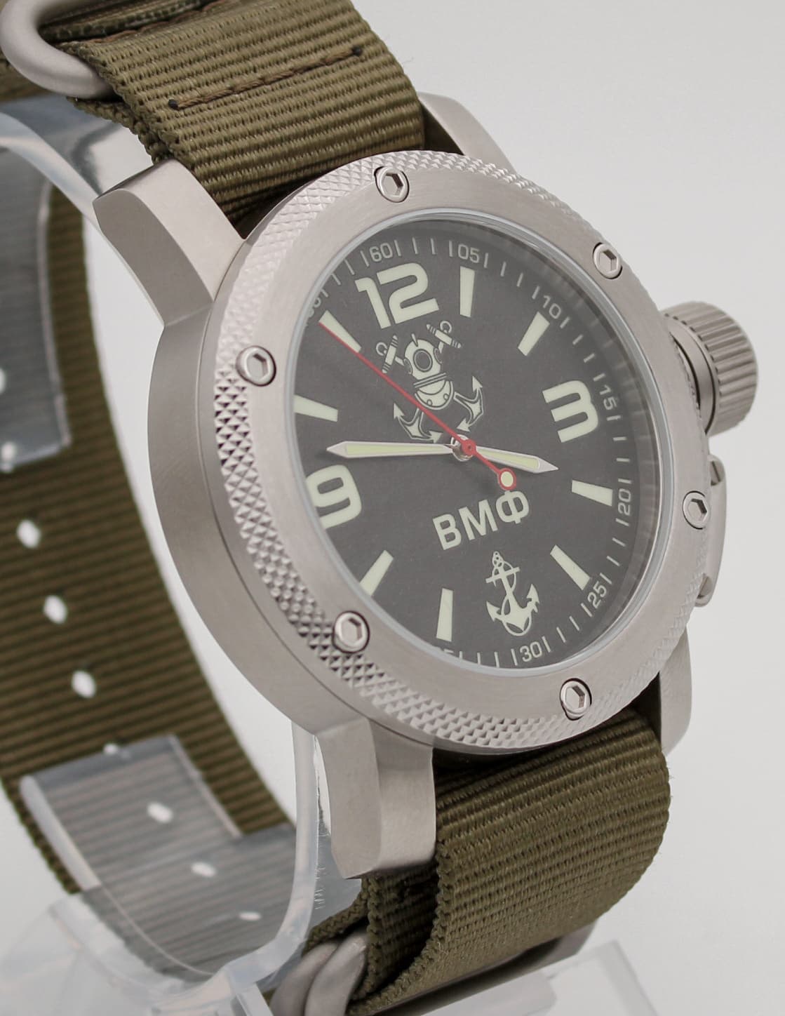 Часы ВМФ(с якорем) механизм Восток 2415.01