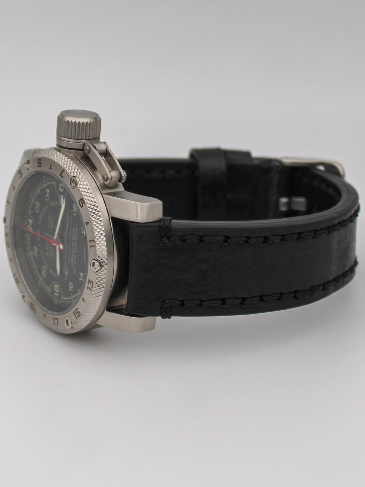 Часы К-222 / Анчар (Papa) кварцевые (Ronda 515.24H) Q47.036.01