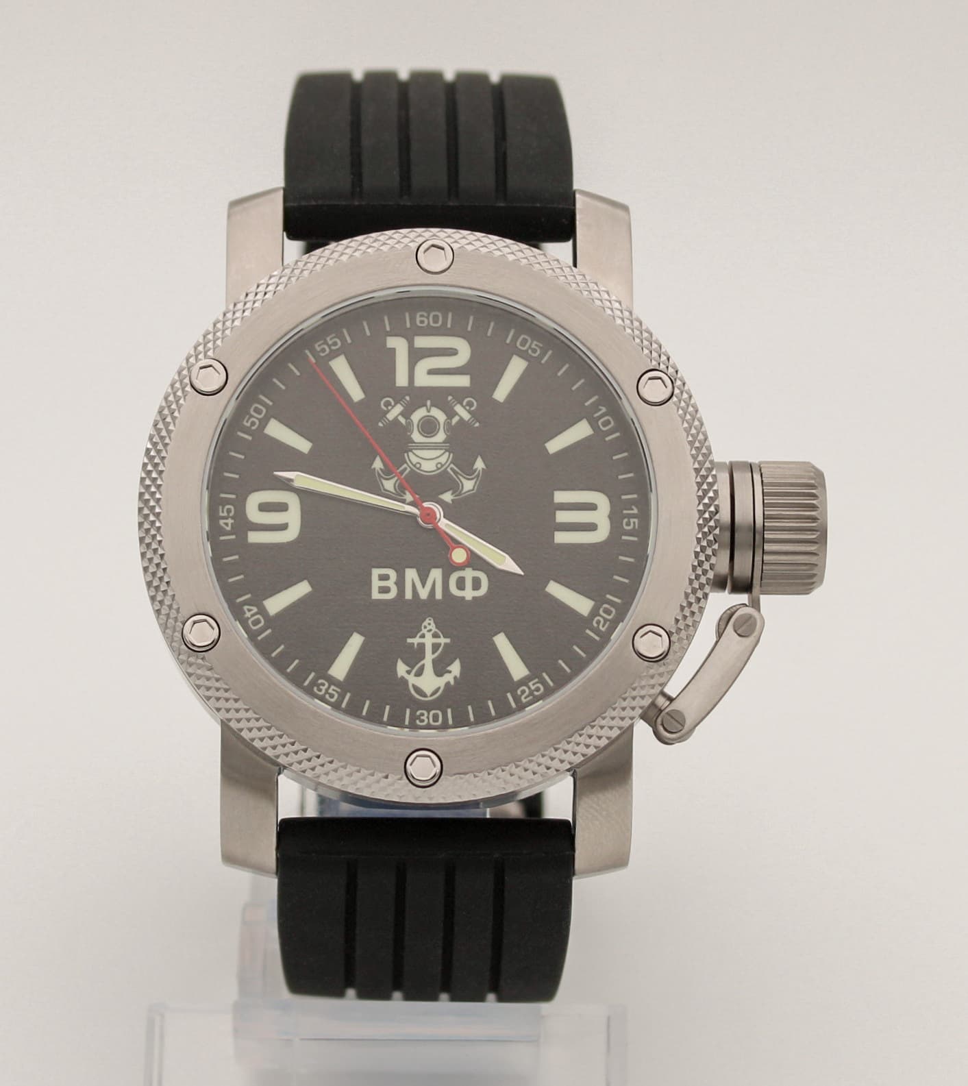 Часы ВМФ(с якорем) механизм Восток 2415.01