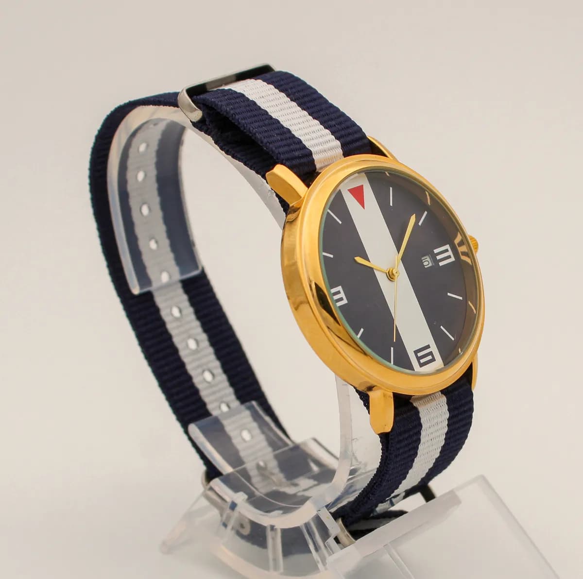 Часы наручные Triumph кварцевые 506.52 механизм Miyota 1M12 (Япония) 