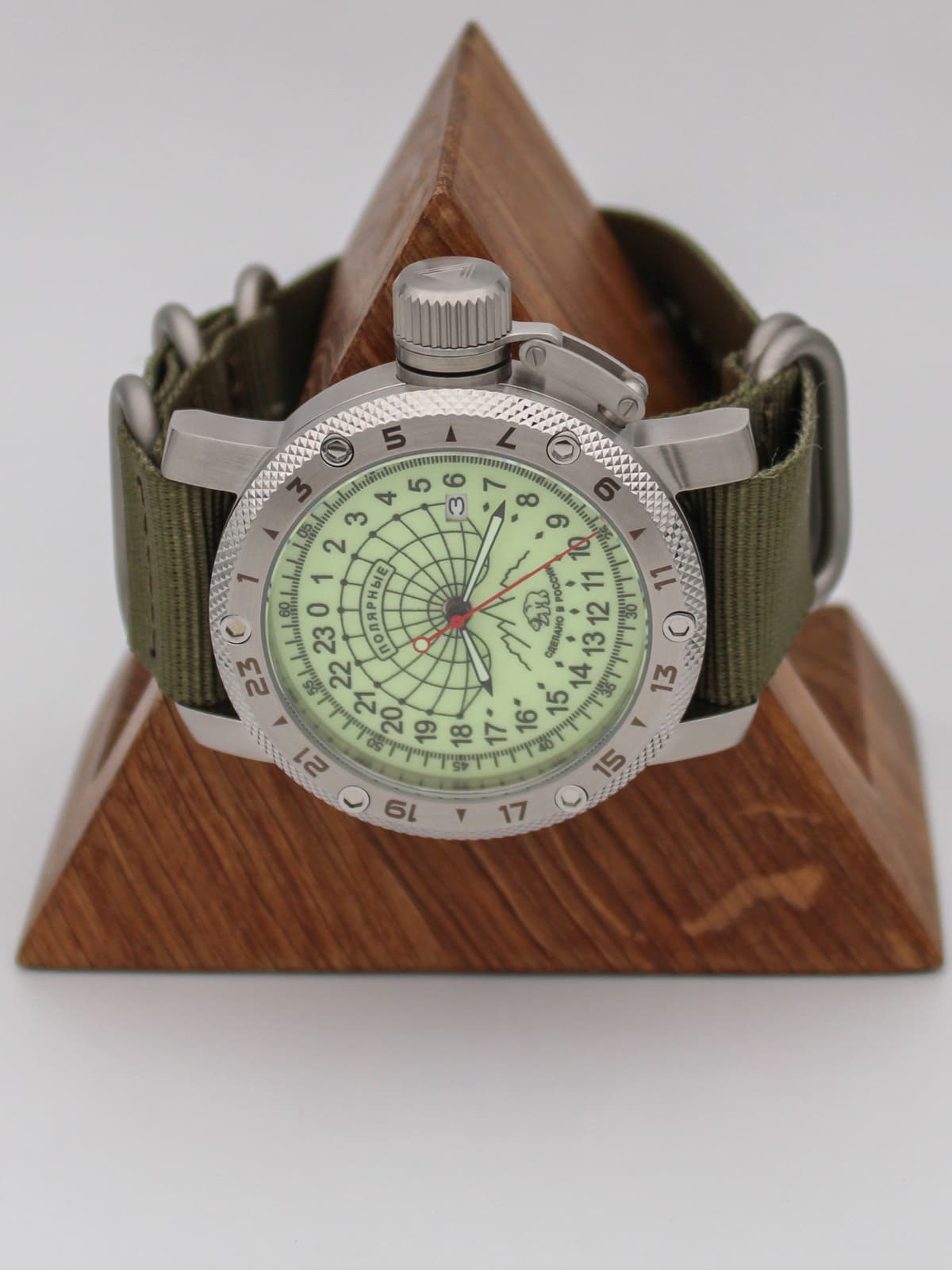 Часы Полярные кварцевые (Ronda 515.24H) Q47.131.21