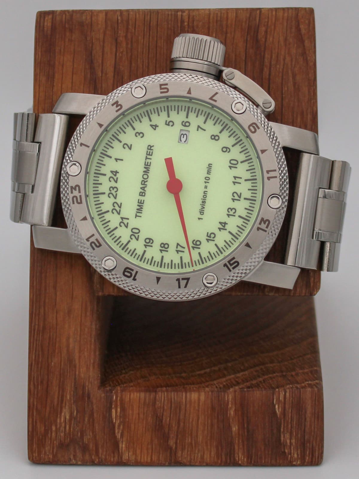 Часы Time Barometer однострелочные кварцевые (Ronda 515.24H) 47.600.2