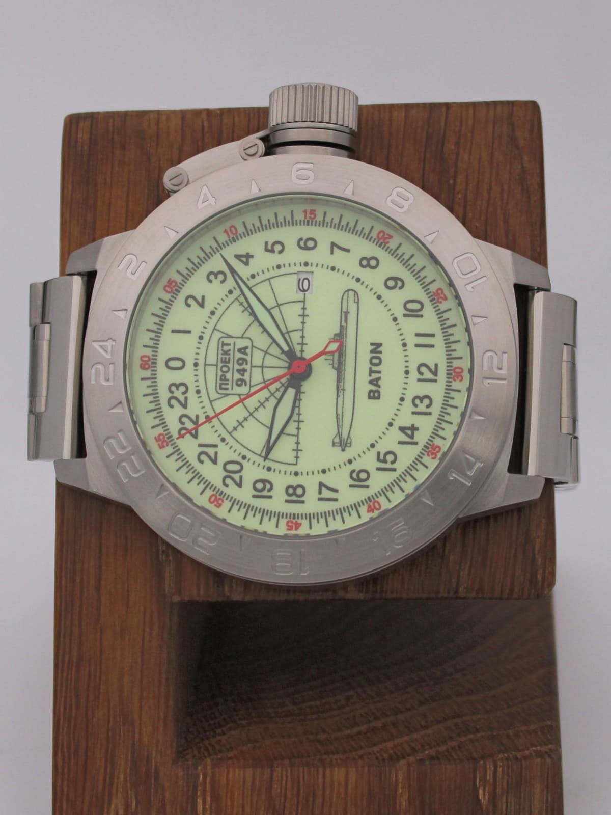 Часы 949А / Baton кварцевые (Ronda 515.24H) Q52.046.2