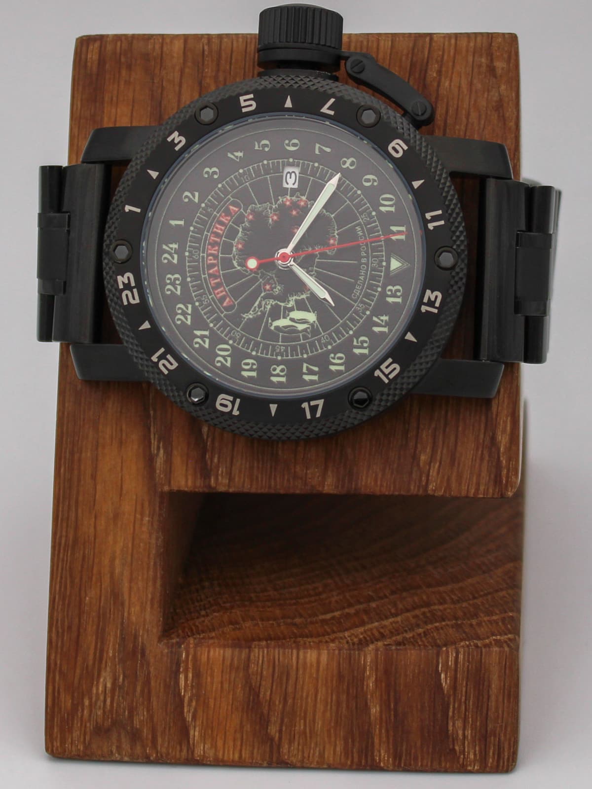 Часы Полярные / Антарктика кварцевые (Ronda 515.24H) Q147.141.1