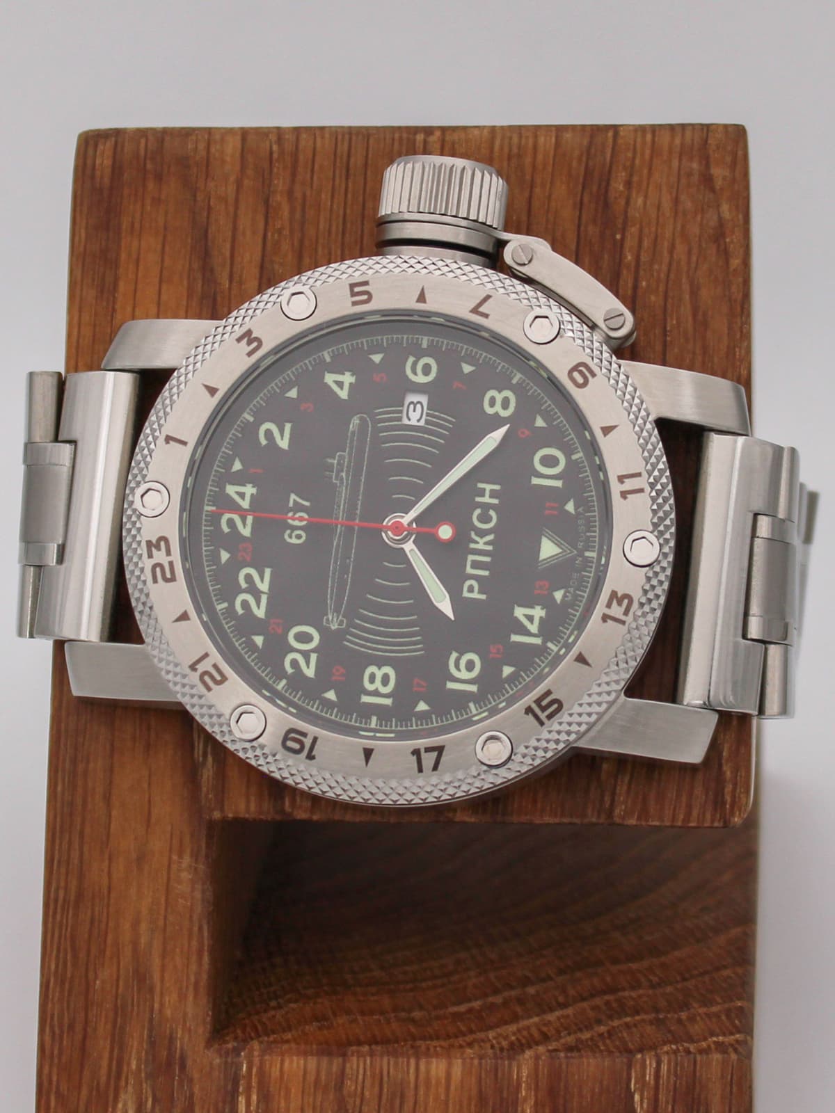 Часы 667 РПКСН кварцевые (Ronda 515.24H) Q47.039.2