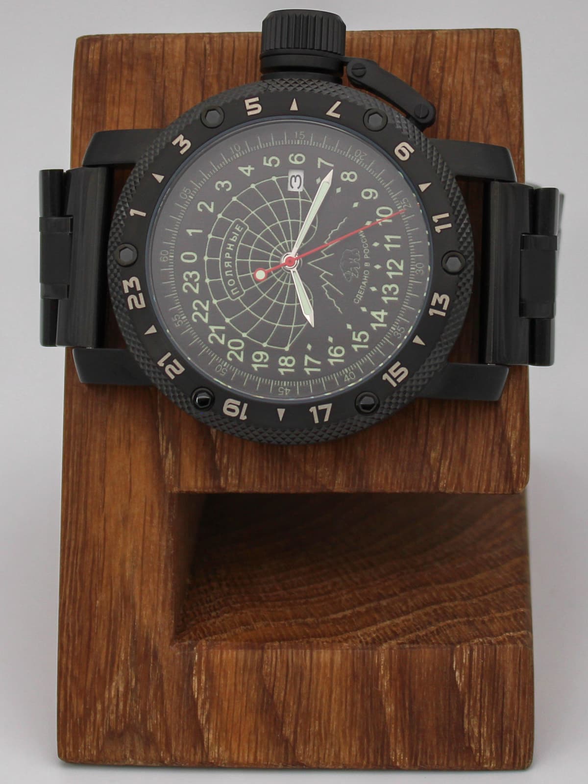 Часы Полярные кварцевые (Ronda 515.24H) Q147.133.1