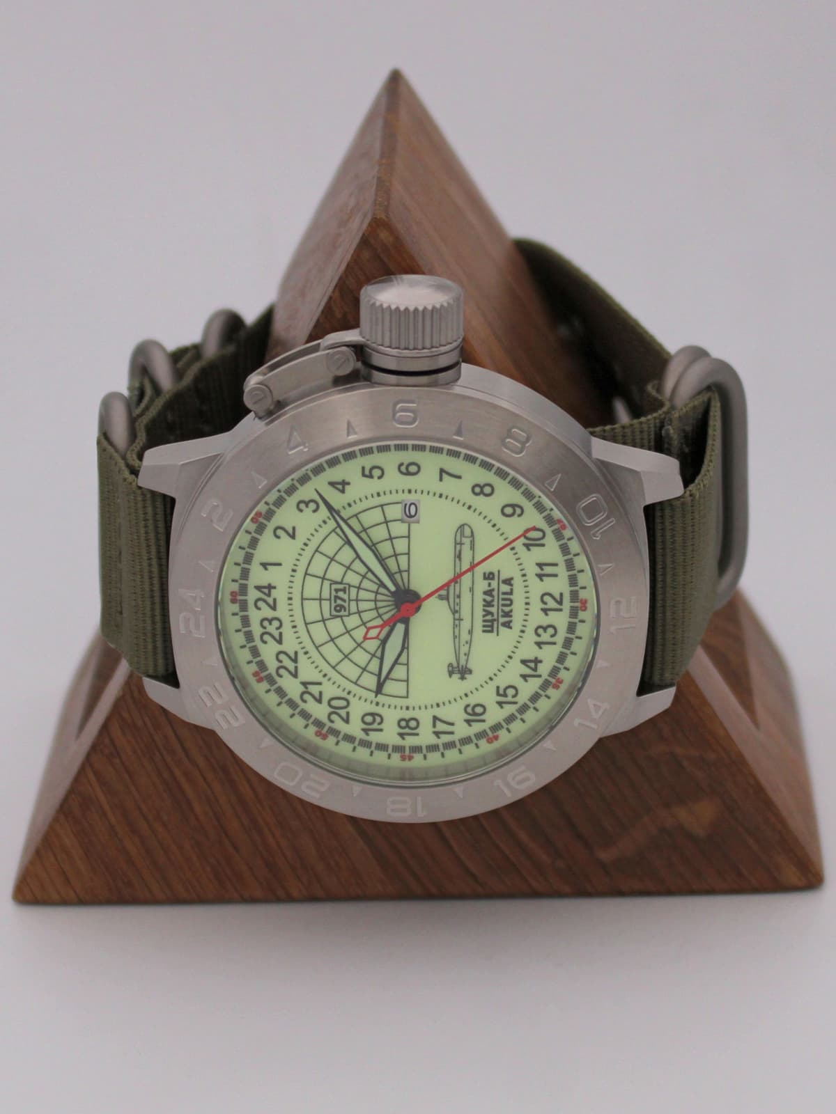 Часы 971 / Щука-Б (Akula) кварцевые (Ronda 515.24H) Q52.061.21