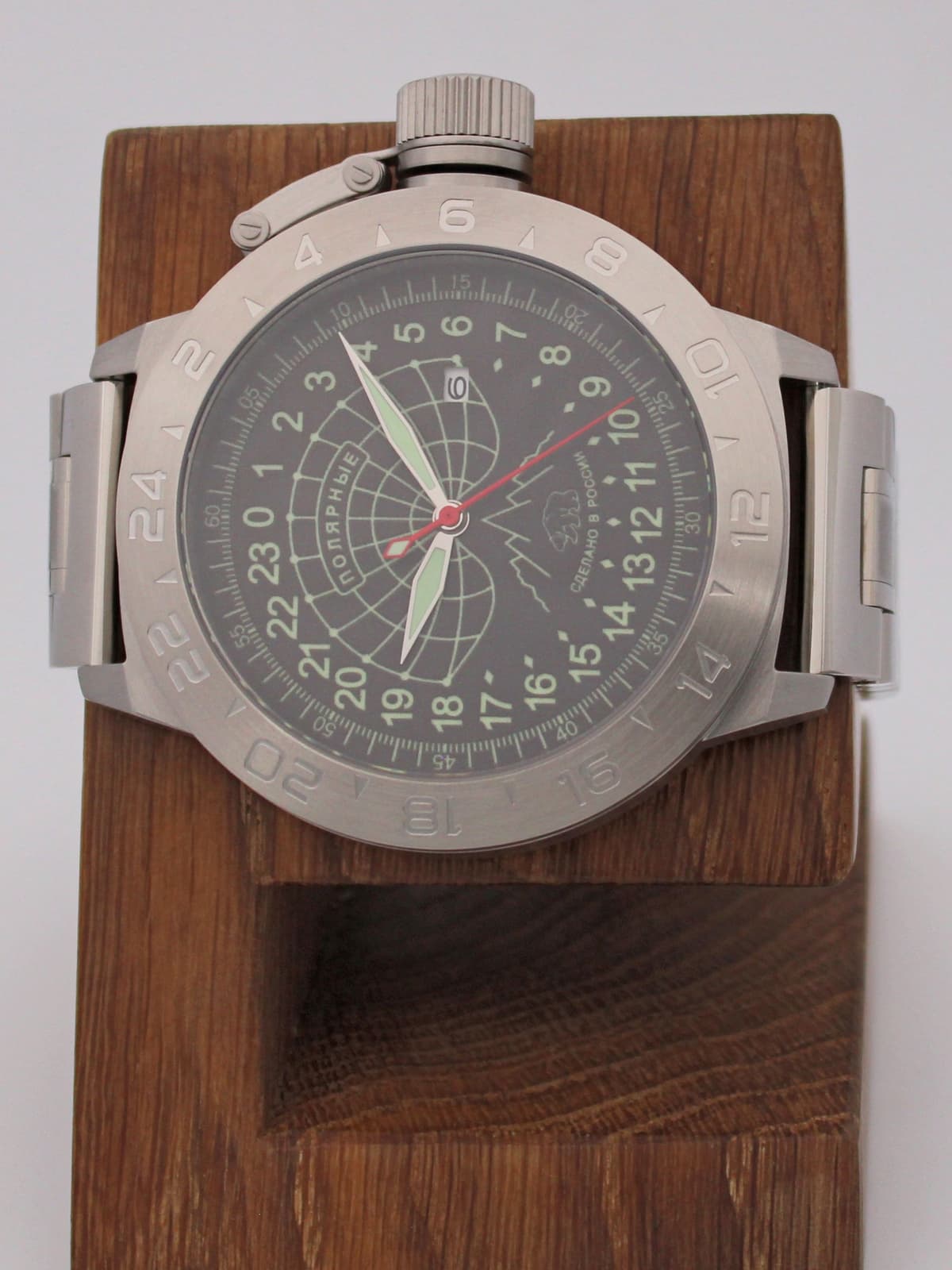 Часы Полярные кварцевые (Ronda 515.24H) Q52.133.2