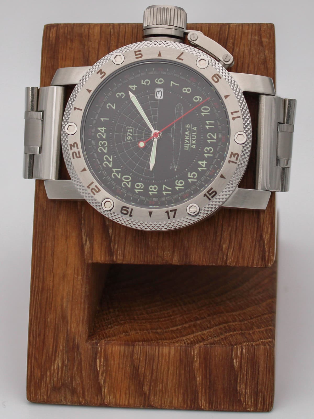 Часы 971 / Щука-Б (Akula) кварцевые (Ronda 515.24H) Q47.063.2