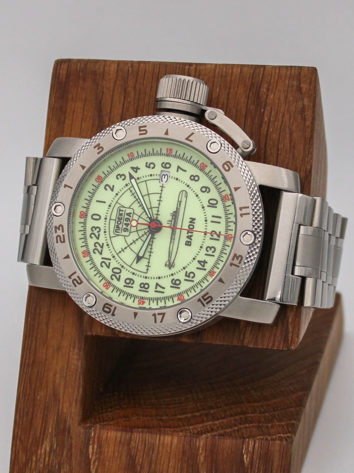 Часы 949А / Baton кварцевые (Ronda 515.24H) Q47.046.2