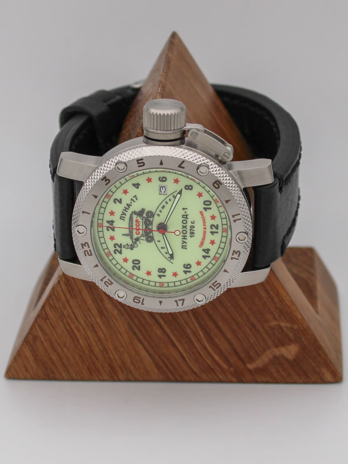 Часы "Луноход-1" кварцевые (Ronda 515.24H) Q47.401.01