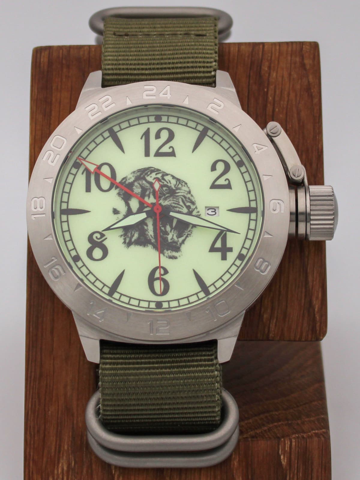 Часы Тигр механические с автоподзаводом (Seiko NH34A) 52.315.21