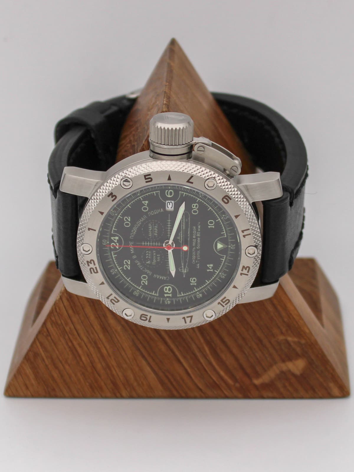 Часы К-222 / Анчар (Papa) кварцевые (Ronda 515.24H) Q47.036.01